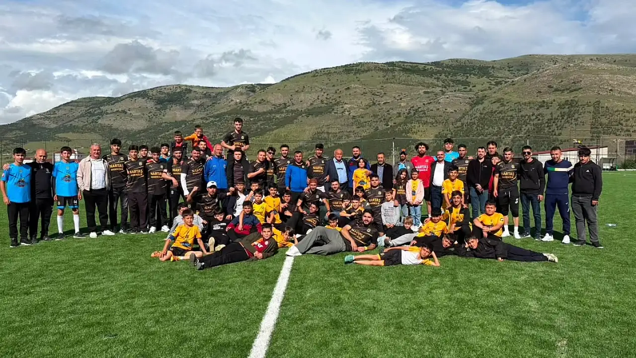Kayseri'de namağlup şampiyonluk ilan ettiler!