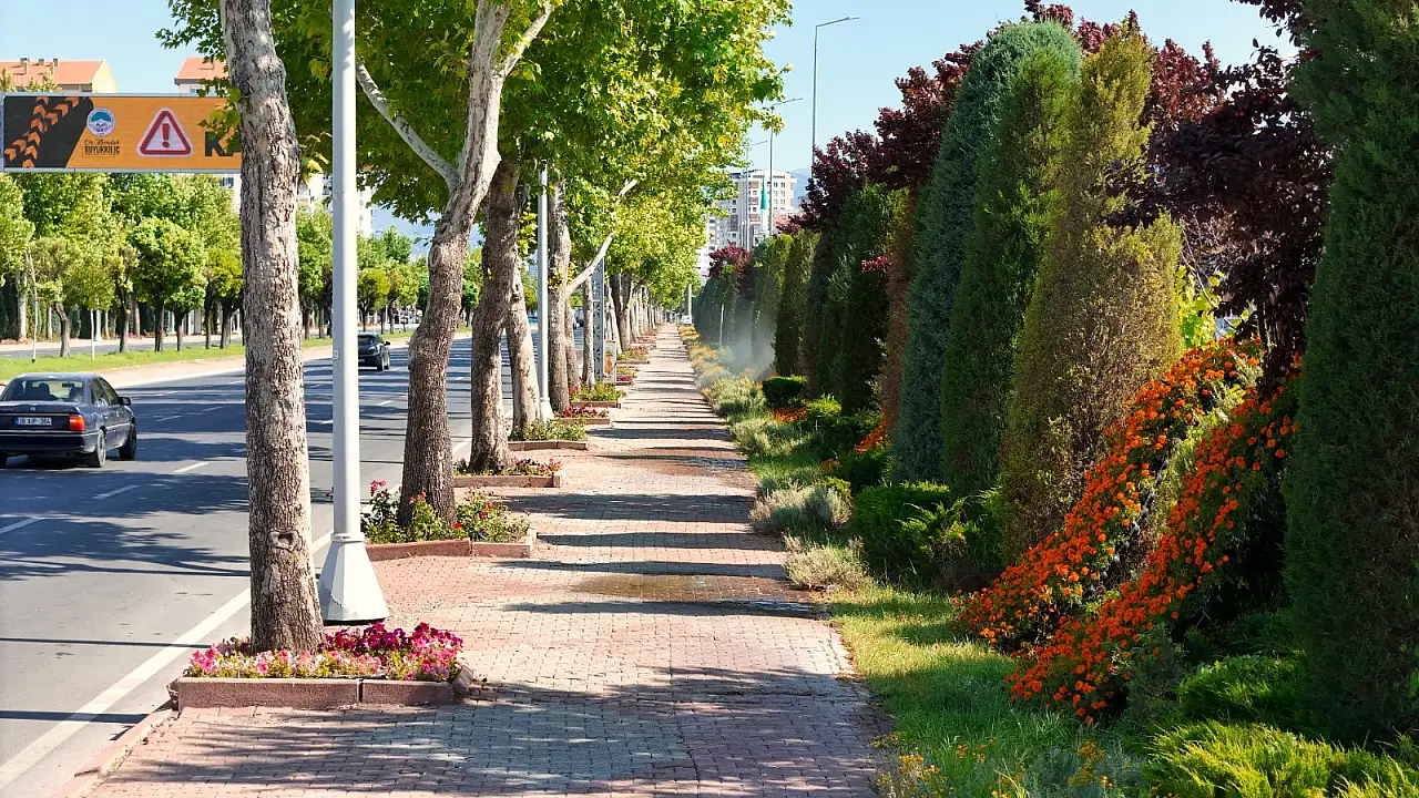 Büyükşehir, Kayseri'yi renklere boyuyor!