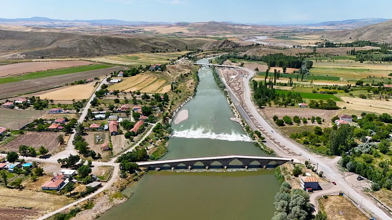 Kayseri'de Kızılırmak manzaralı yeni yaşam alanı geliyor