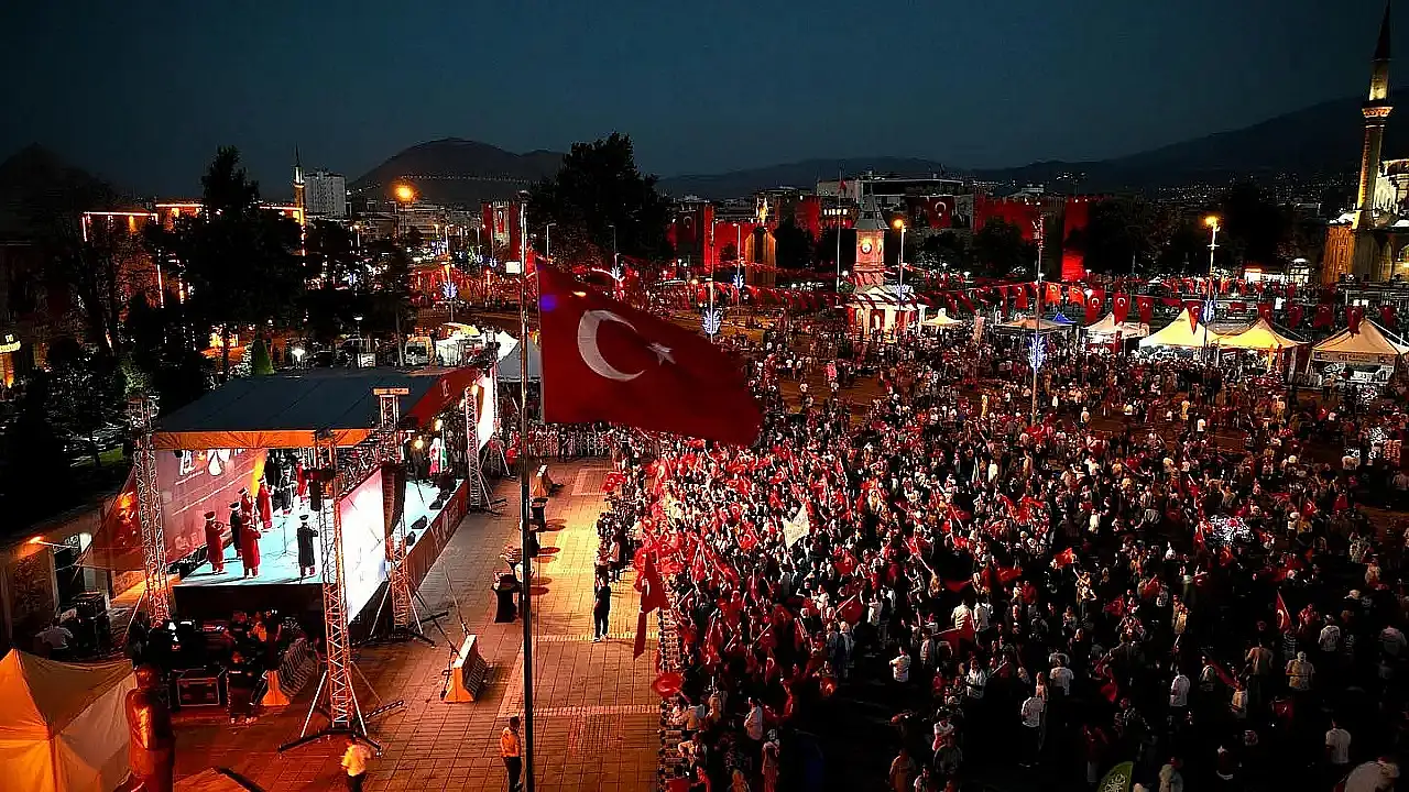 Başkan Yalçın: Özgürlük ve bağımsızlık sevdasının asla sönmeyecek