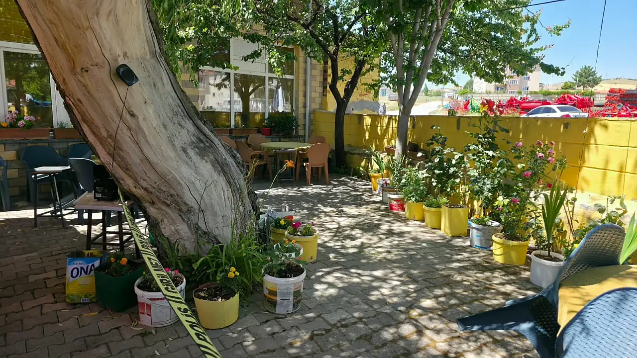 Kayseri'de kıraathanedeki kavgada silahlar konuştu!