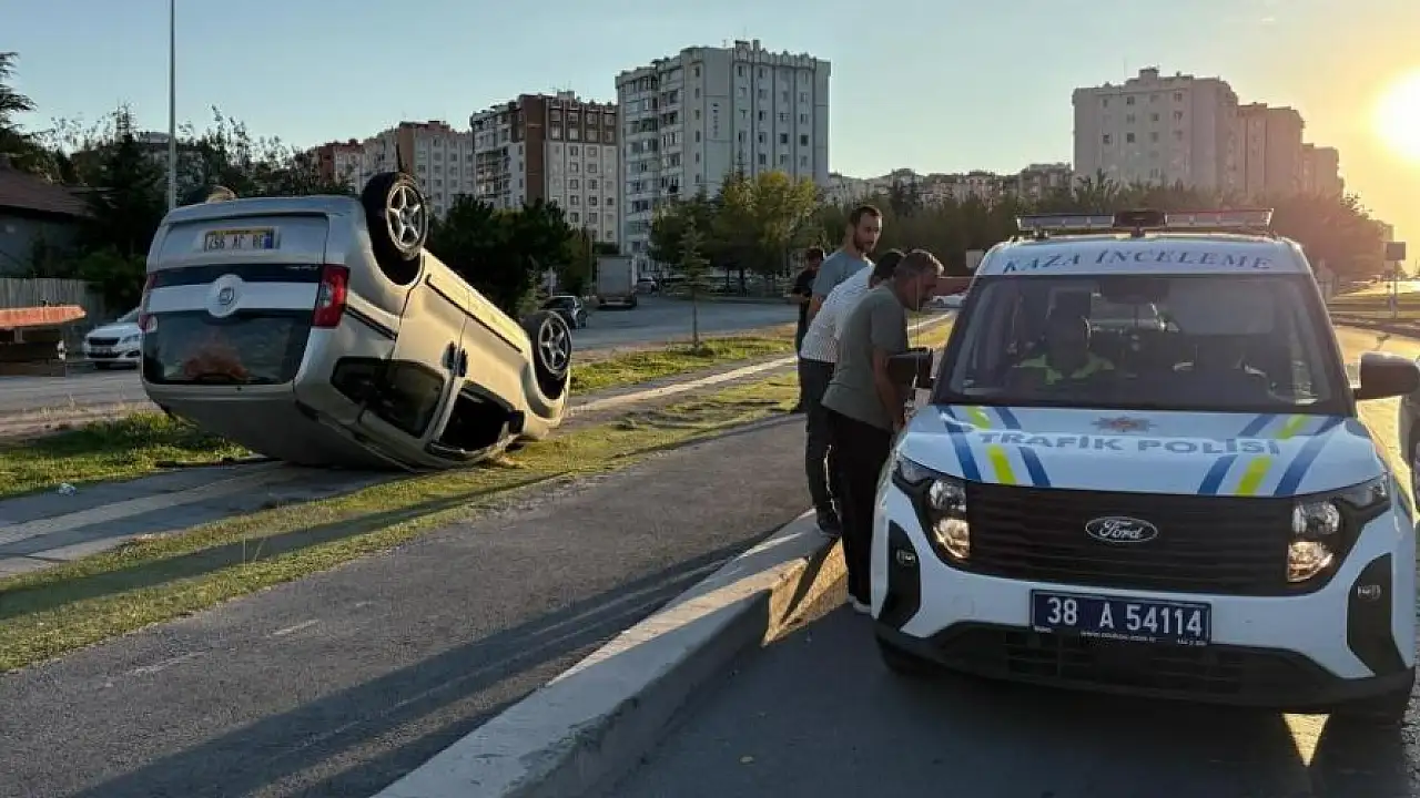 Kayseri'de kontrolden çıkan araç takla attı!
