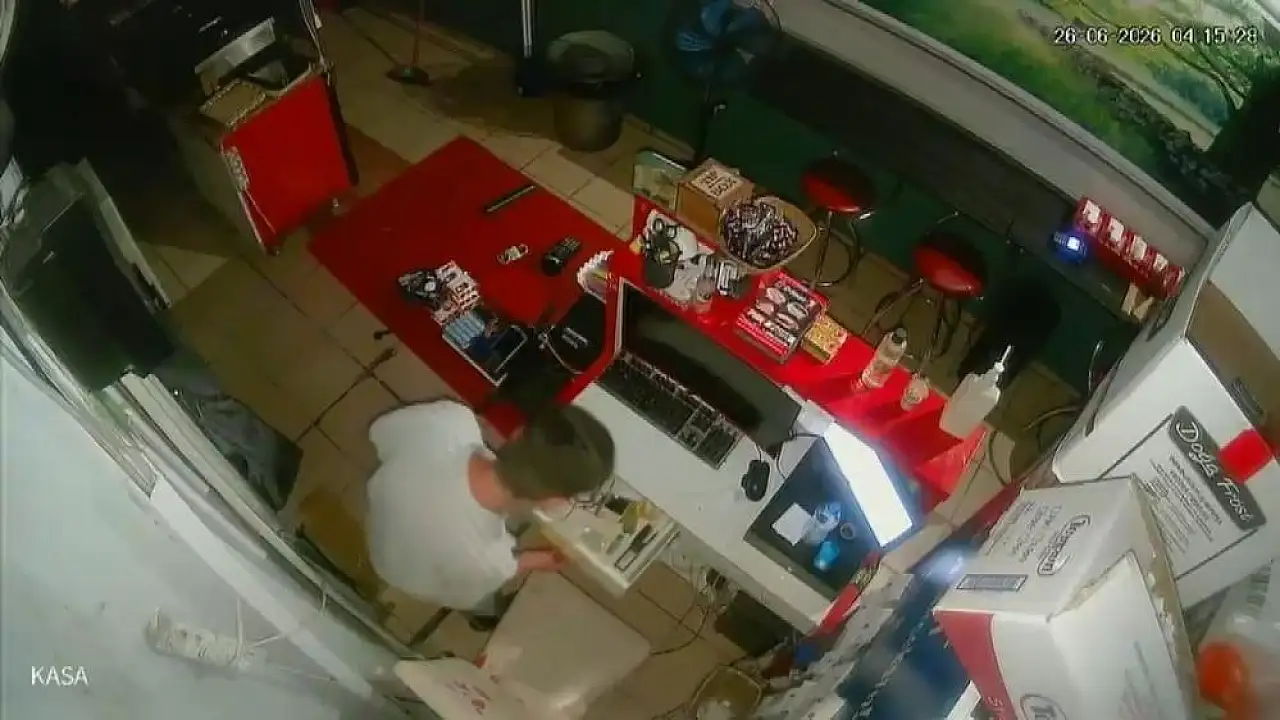 16 yaşındaki şüpheli şehirde dehşet saçtı! Polis peşinde