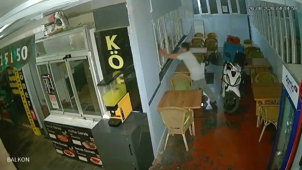 16 yaşındaki şüpheli şehirde dehşet saçtı! Polis peşinde