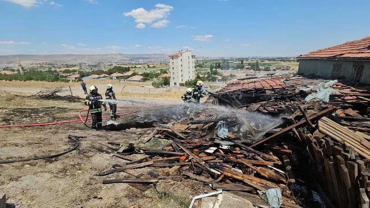 Kayseri'de yangın çıktı! Alevler paniğe sebep oldu