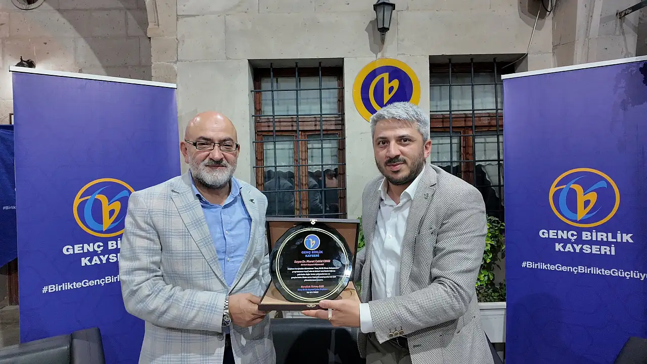 Gençler sordu Kayseri Milletvekili cevapladı!