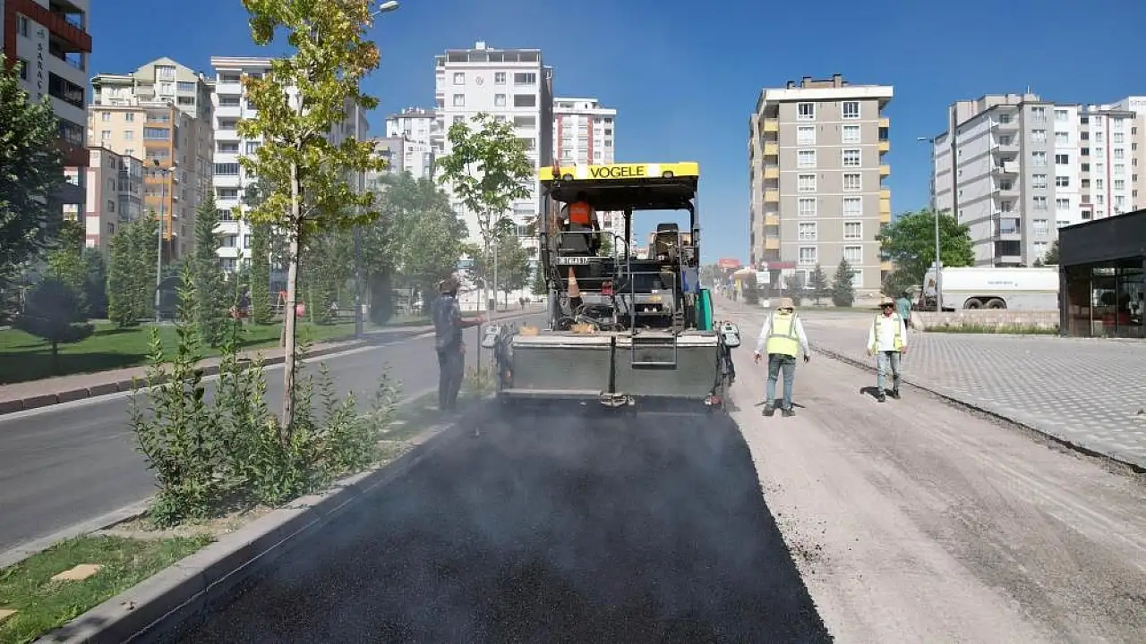 Talas'ta asfalt yılı ilan edildi: Yollar yen