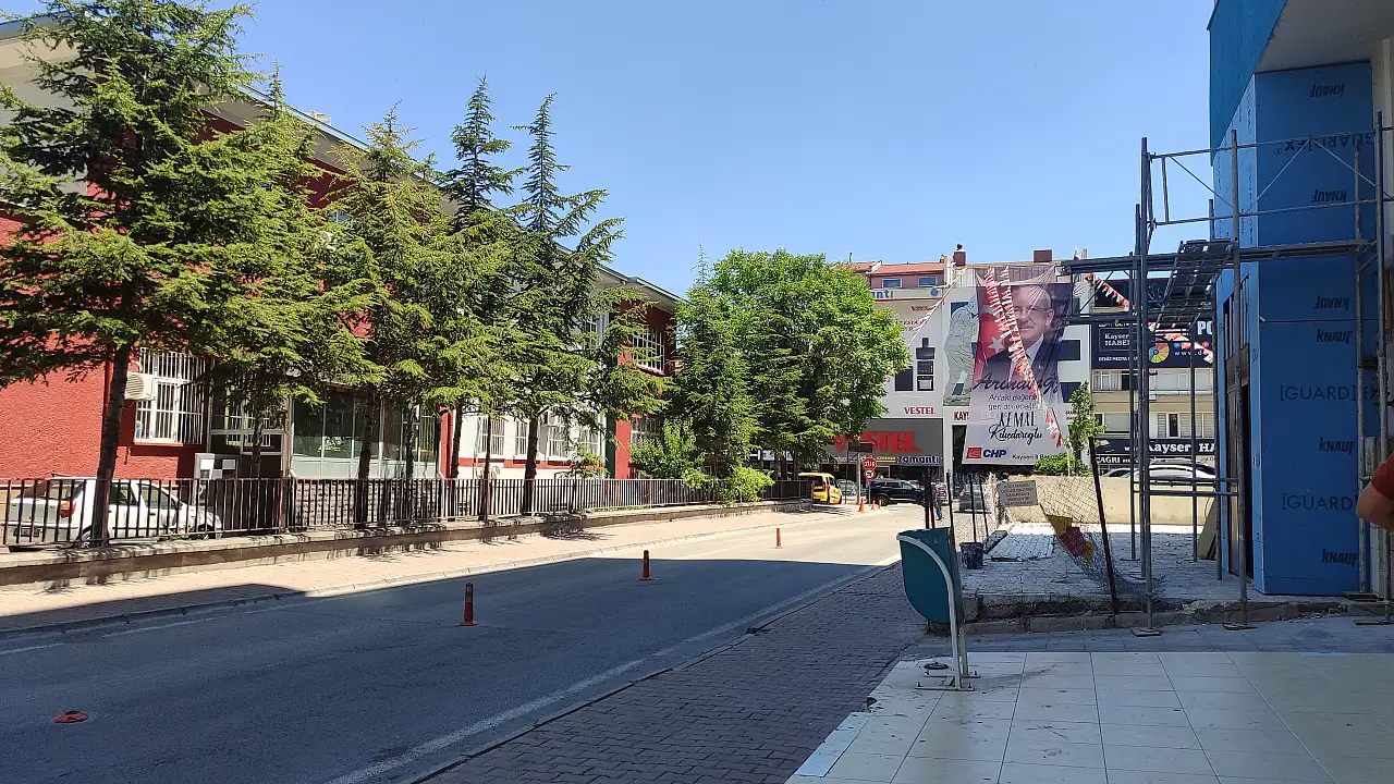 CHP Kayseri'de Kılıçdaroğlu'nun atadığı yönetim disiplin için toplandı