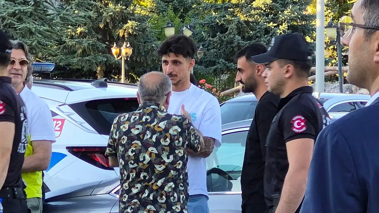 Kayserispor'un yeni transferi de açılışta yerini aldı