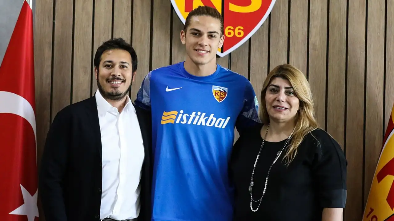 Kayserili futbolcu Beşiktaş'ta! İmza atacak