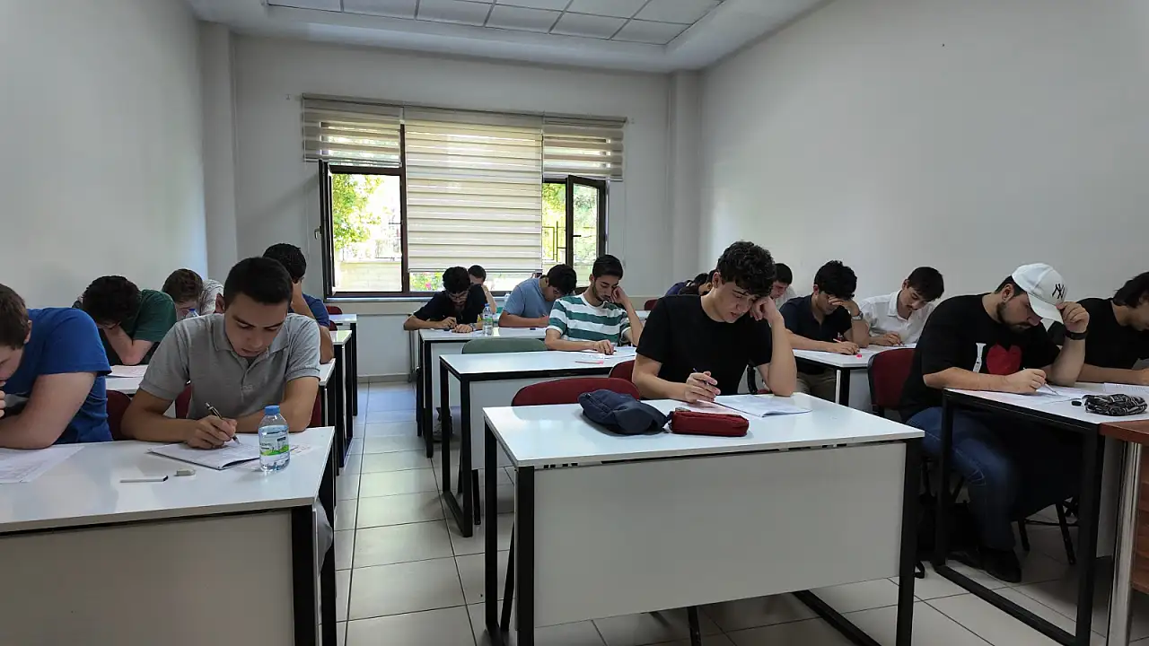 Kayseri'de YKS'ye hazırlanan öğrenciler için fırsat