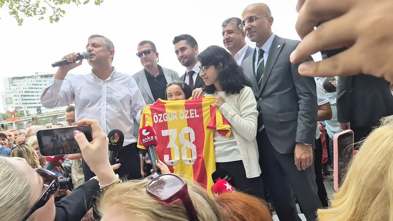 YENİ Parti lideri'nden Kayserispor-Bursaspor maçı öncesi dikkat çeken mesaj