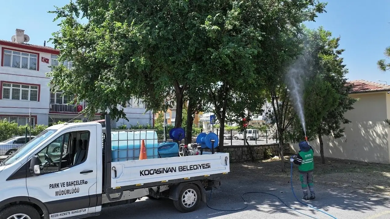 Kocasinan'da okul bahçeleri eğitim yılına hazırlanıyor