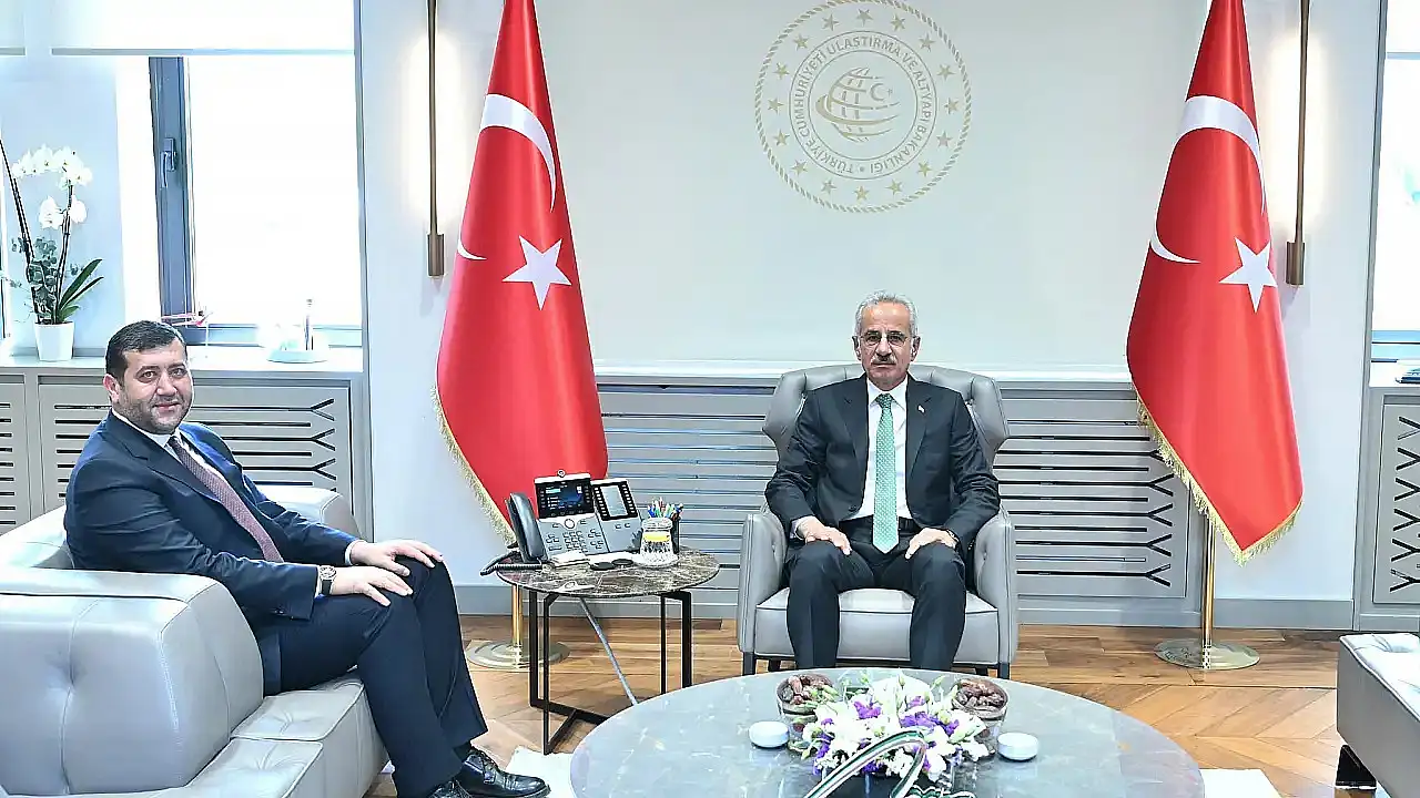 Kayseri'de kapanan yolla ilgili Bakan'dan açıklama