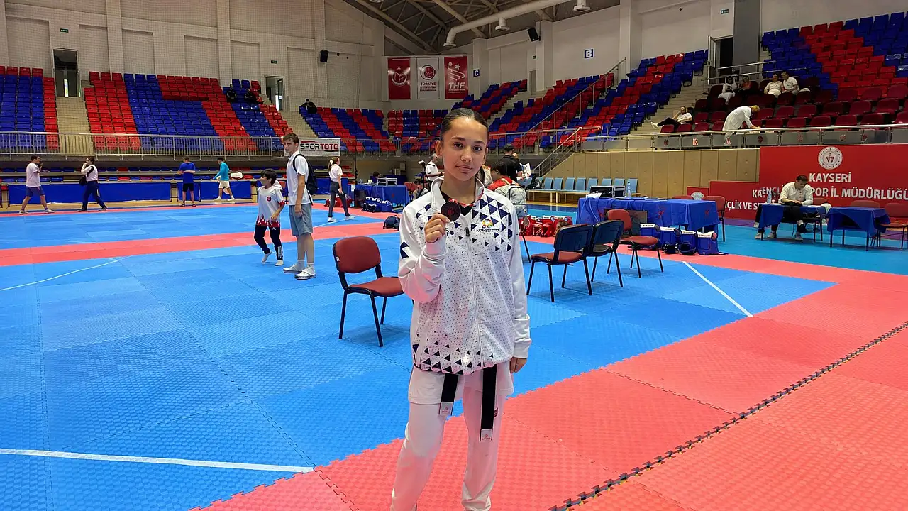 Kayserili iki sporcu Türkiye Şampiyonası'na damga vurdu!