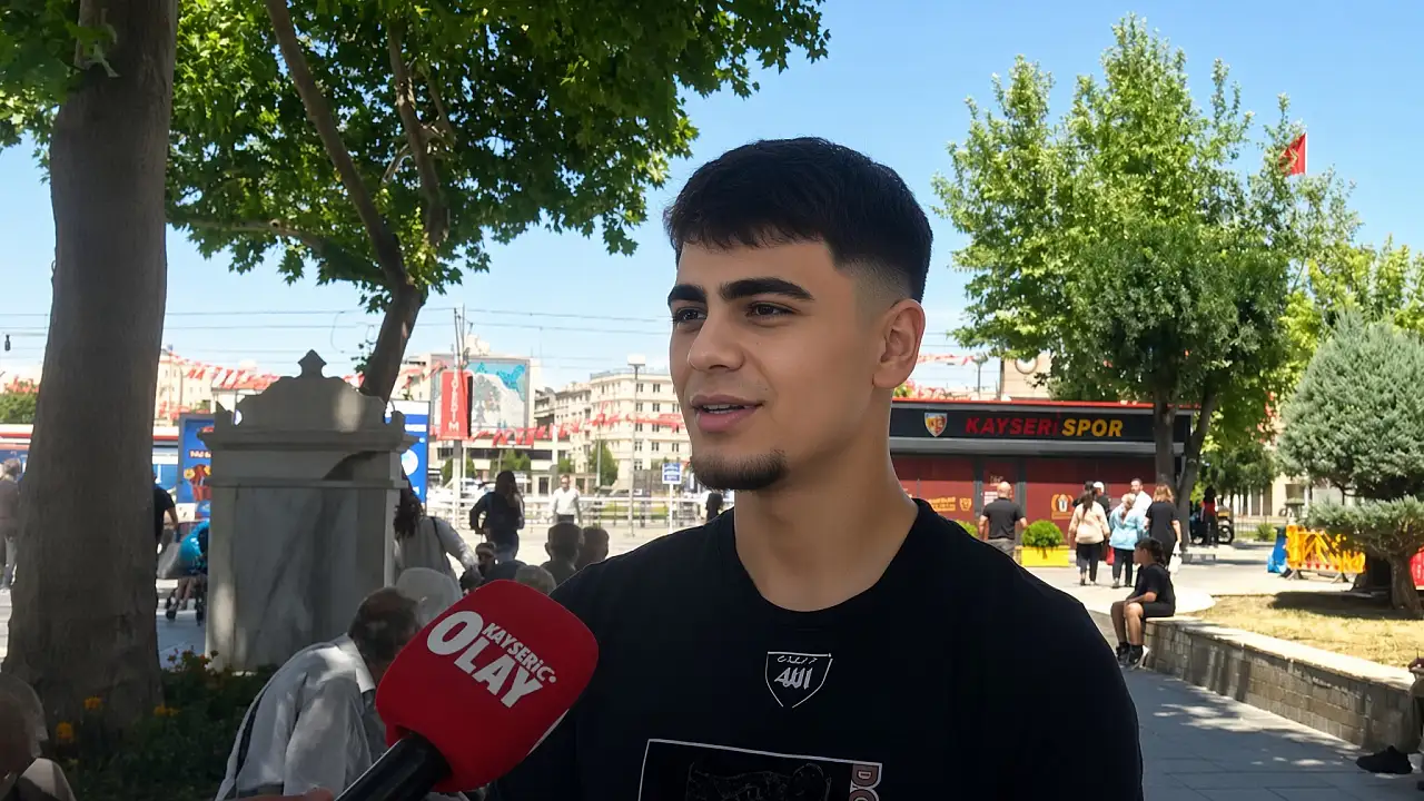 Kayserispor taraftarları ikiye bölündü: 'Süper Lig'e çıkar' diyen de var, 'Çıkamaz' diyen de