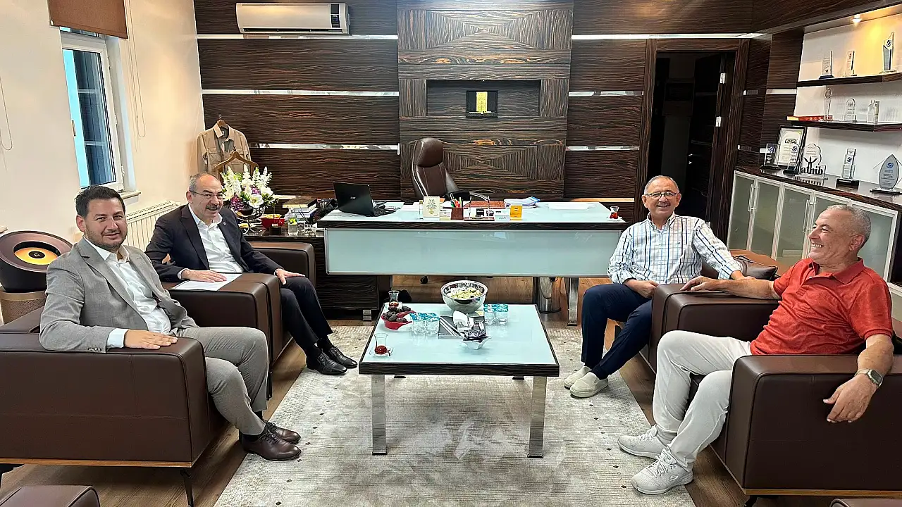 Siyaseti bırakan Özhaseki Kayseri'de iş dünyasının göğsünü kabarttı!