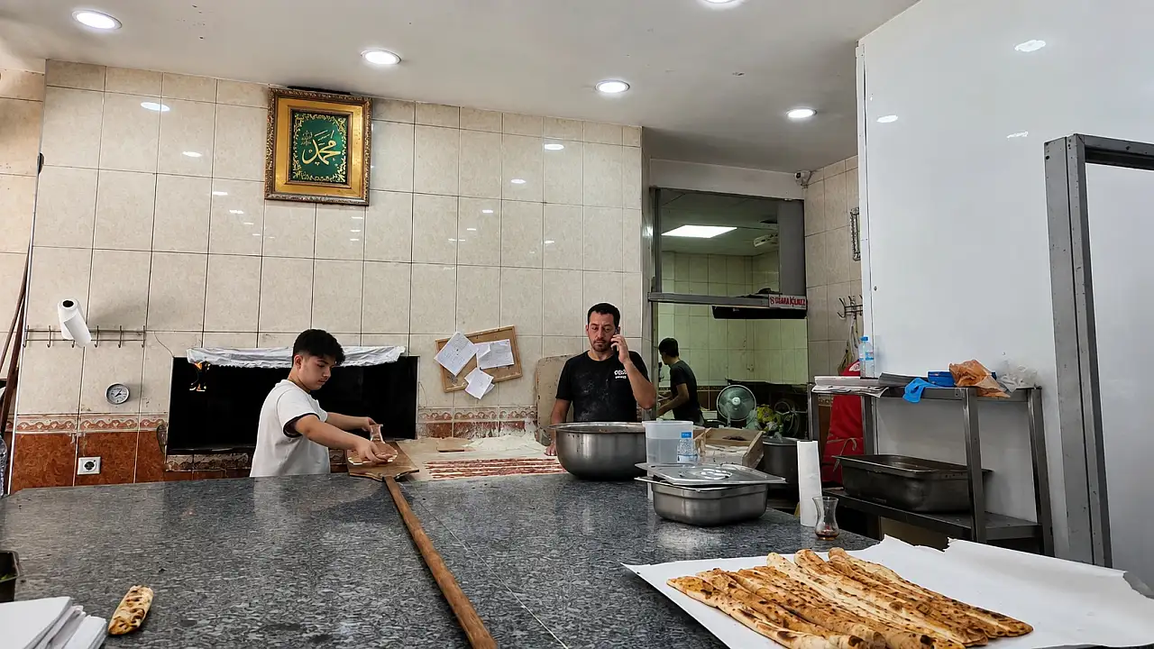Kayseri'nin 46 yıllık pide ustası tek tek anlattı