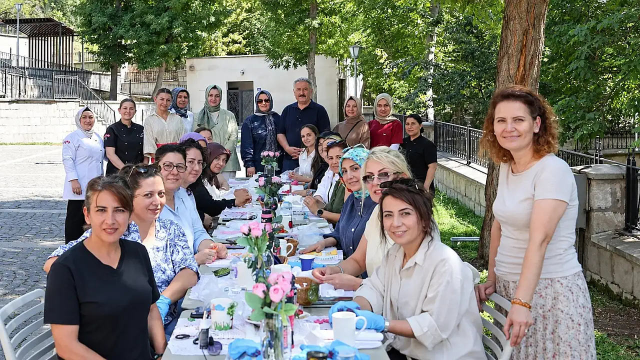 Çocuklar İngilizce öğrendi, kadınlar sağlıklı yaşama adım attı