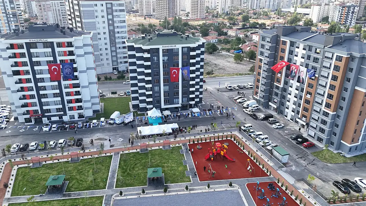 Yıldırım Beyazıt'ta büyük dönüşüm: Hak sahipleri yeni yuvalarına kavuştu