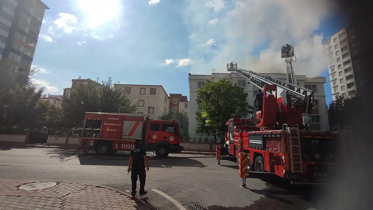 Kayseri'de Süleymancılara bağlı öğrenci yurdunda yangın çıktı