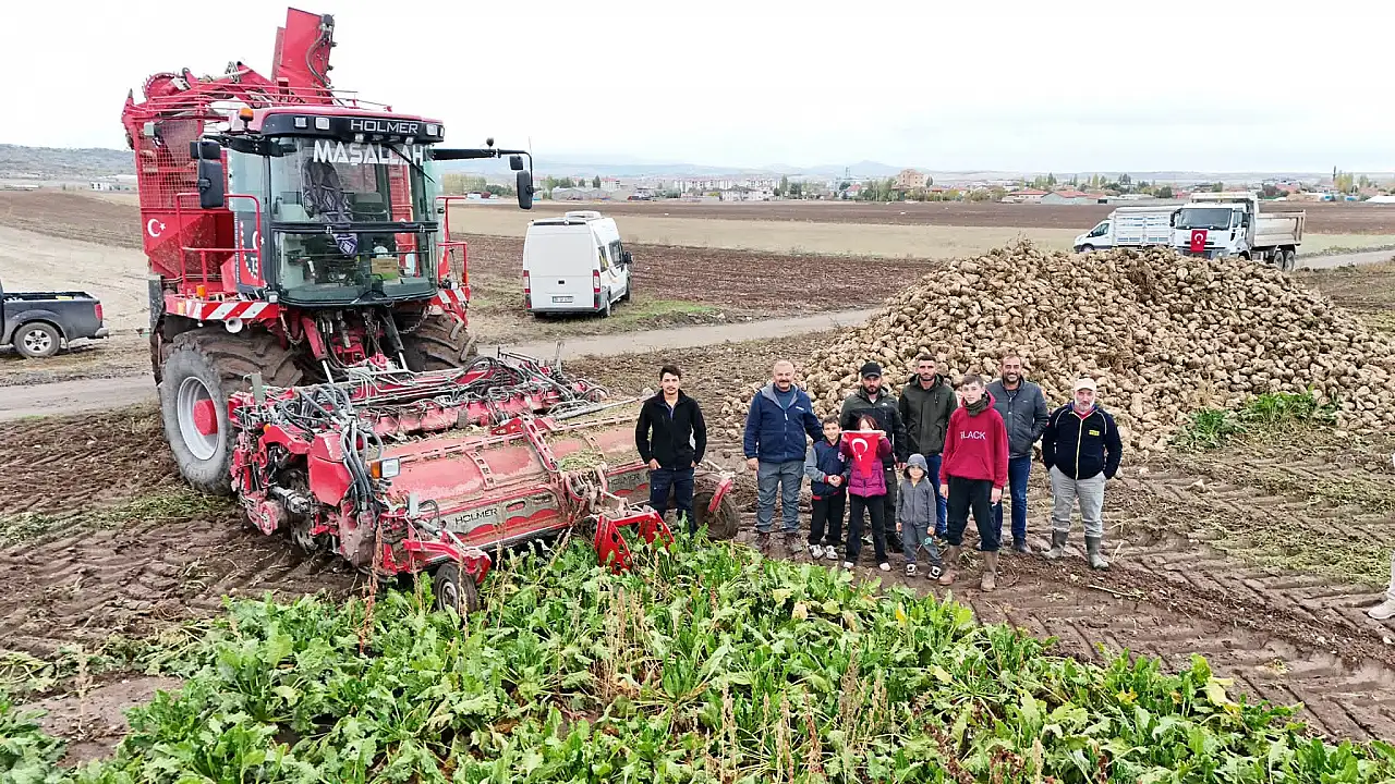 Kayseri'de şeker pancarı sevinci! Çiftçiler hasada başladı