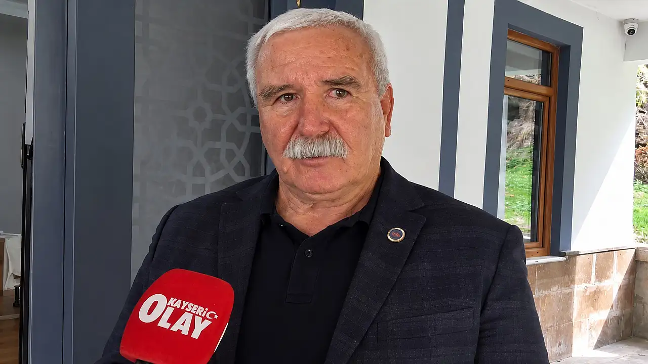 Kayseri'nin Pınarbaşı ilçesinde dayanışma sofrası: İhtiyaç sahiplerine yemek ücretsiz