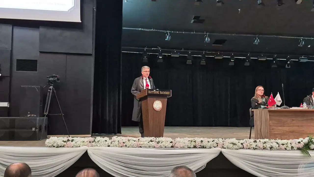 Kayseri Barosu'nda üç aday, kritik seçim! Genel kurulda neler yaşandı?