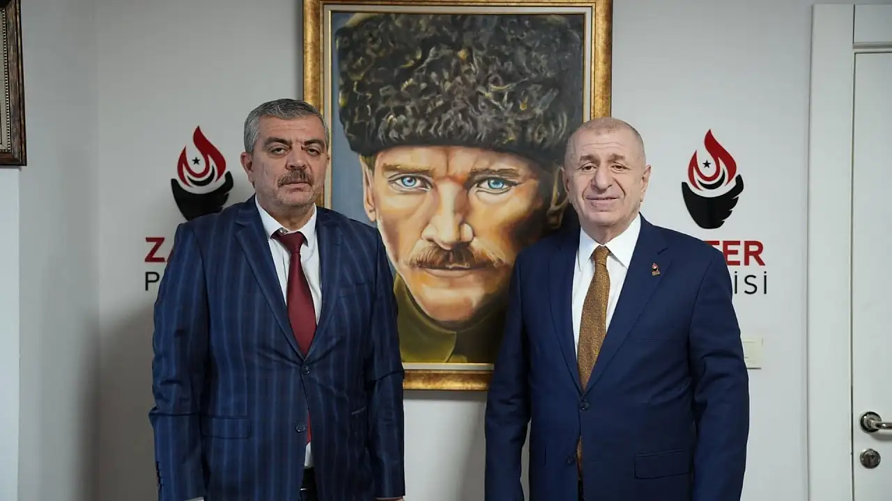 Kayseri'de partilerinden istifa eden eski il başkanları YENİ Parti yönetimine girdi