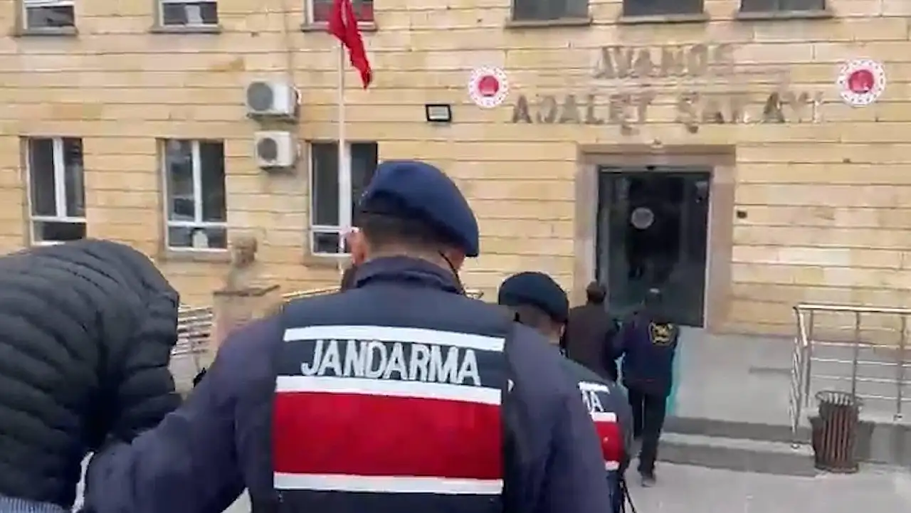 Büyükbaş hayvan çaldığı iddia edilen şahısların 3'ü Kayseri'de yakalandı!