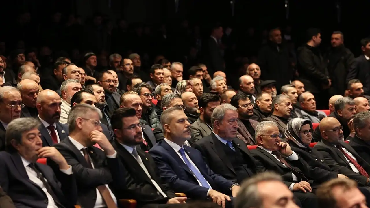 Bakan Fidan: Filistin'de savaş masaya taşındı, mücadele sürüyor