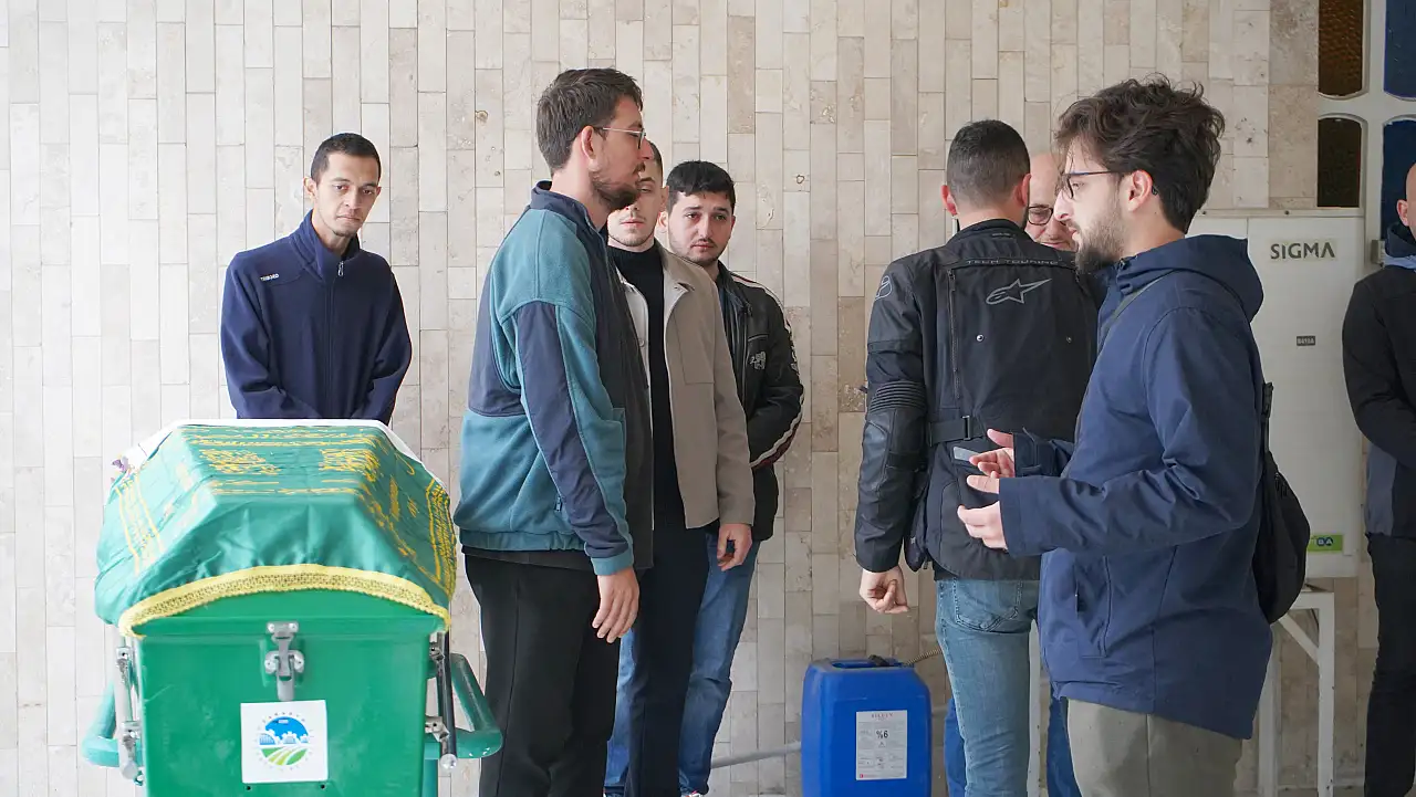 Genç doktor Sakarya'da gözyaşlarıyla toprağa verildi