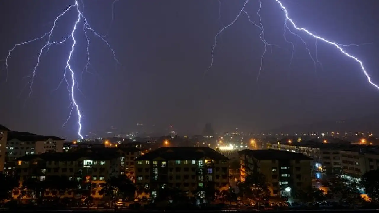 Meteoroloji uyardı: Kayseri'de sağanak ve gök gürültülü yağış!