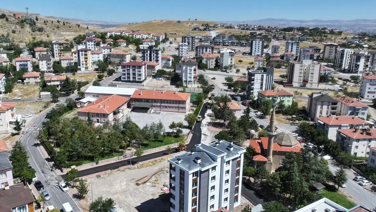 Kocasinan'da ulaşım hamlesi! Eski yollar yenileniyor