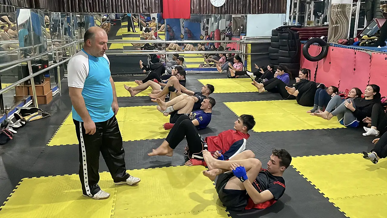 Kayseri'den dünyaya şampiyonlar yetiştiren antrenör