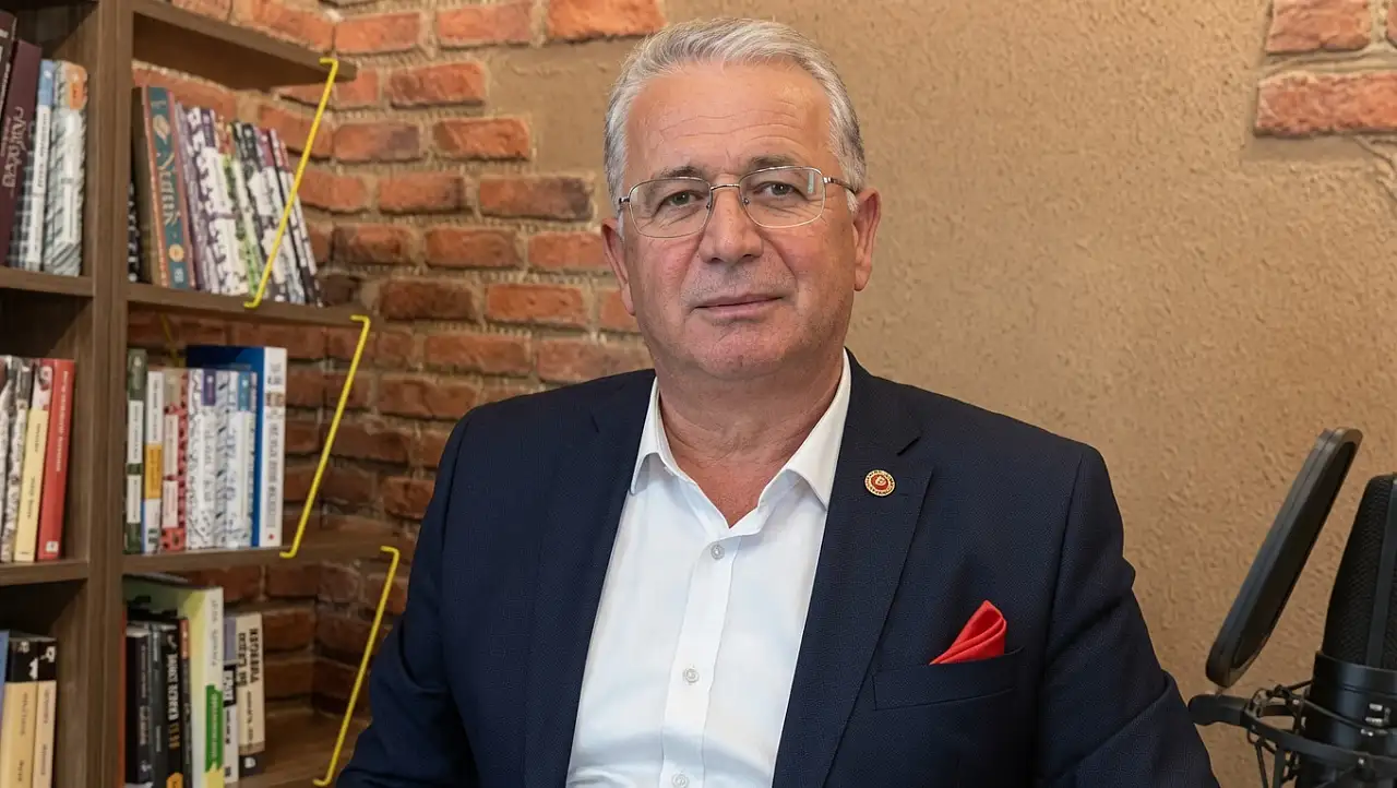 CHP'de bir istifa daha! Meclis üyesi istifa etti