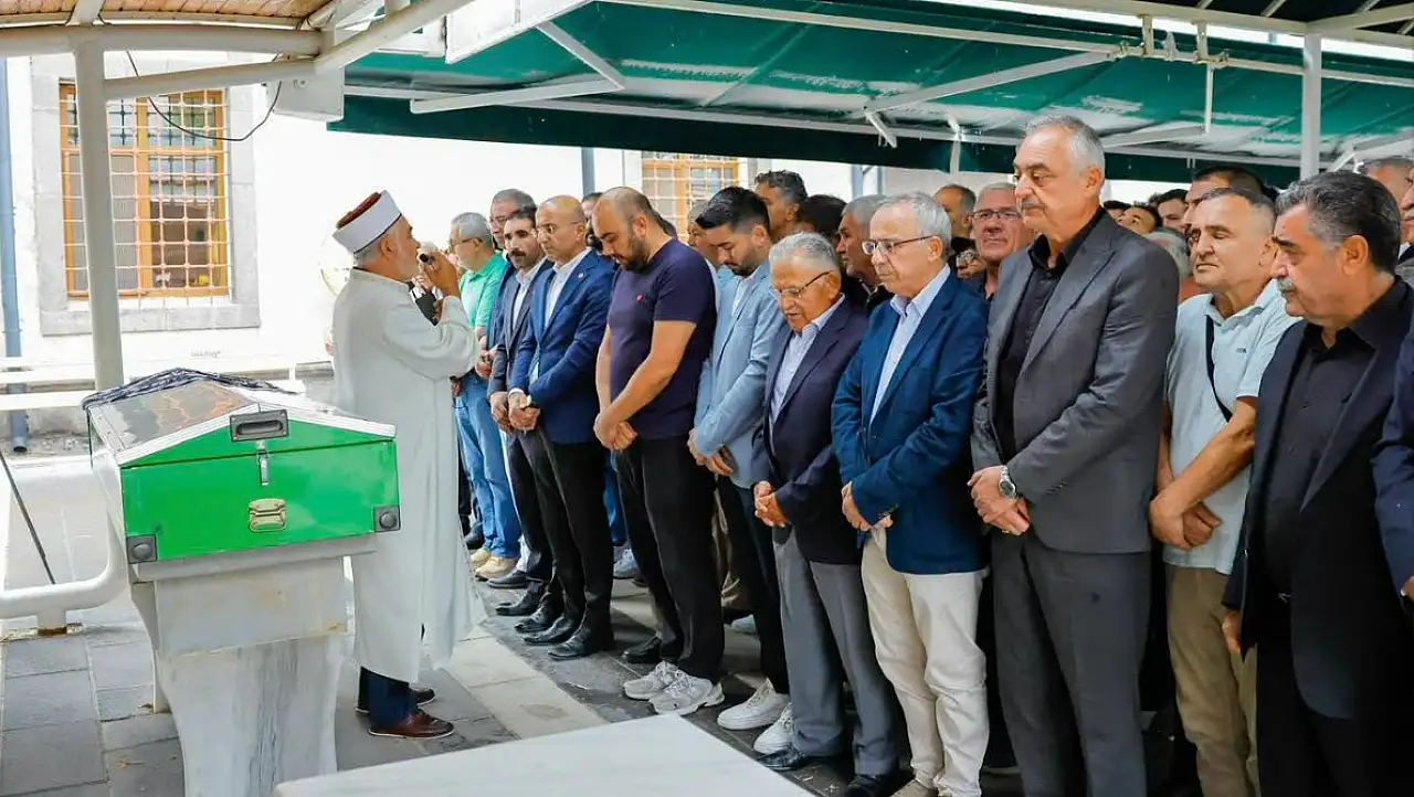 Mimar Emine Zehra İlgü son yolculuğuna uğurlandı