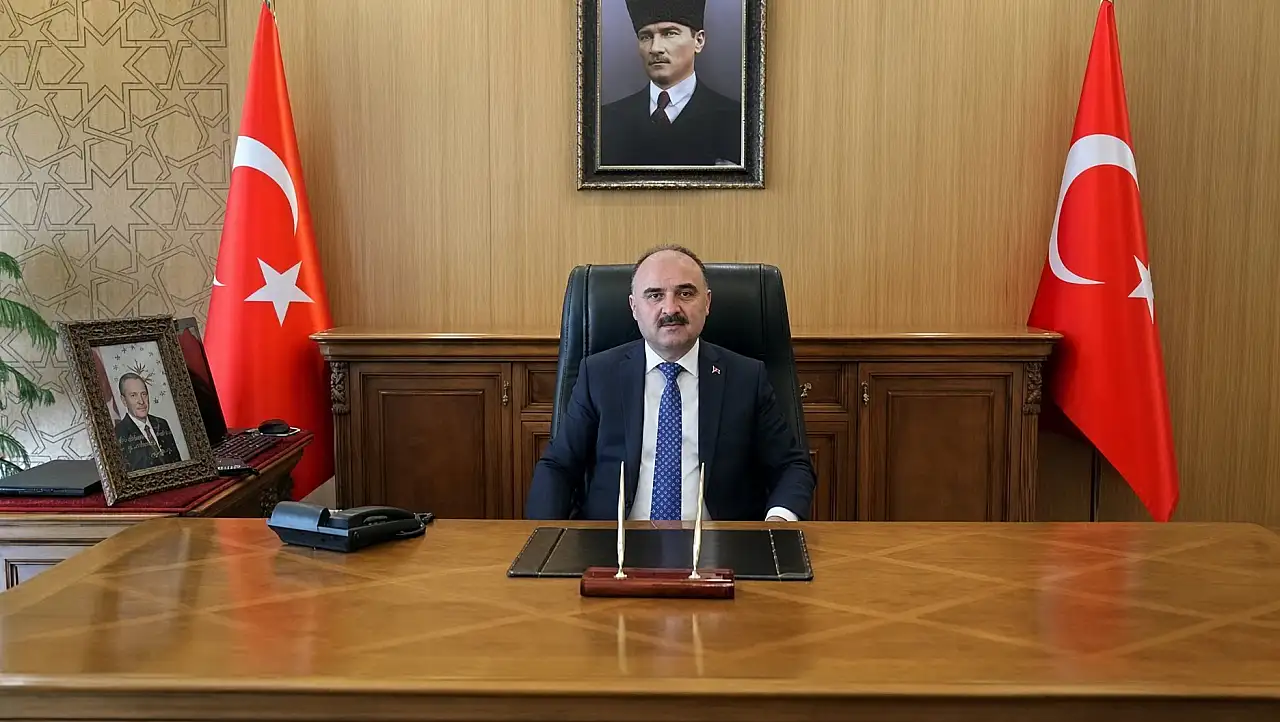 Kayseri eski valisi acı gününe destek verenlere teşekkür etti!