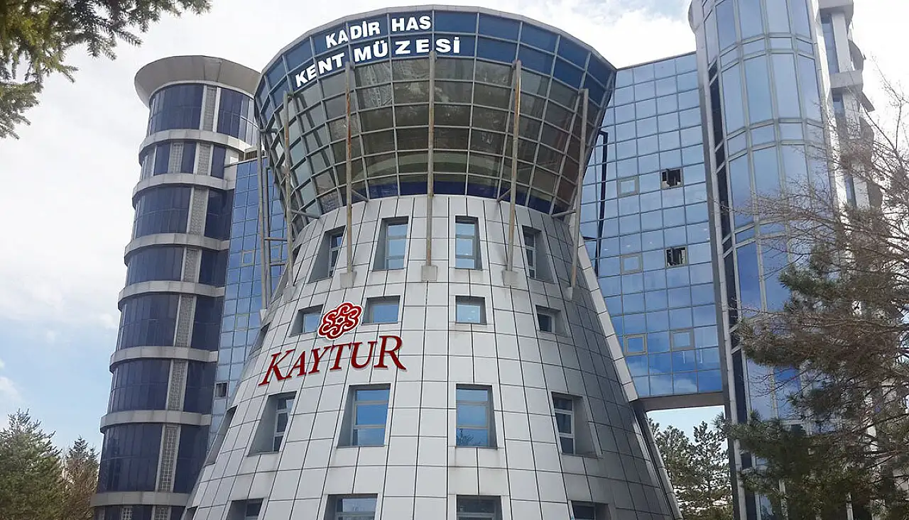 Kayseri'de belediyede işim olsun diyenler dikkat! Büyükşehir önce 5 bin lira verip, ardından mülakatı geçecek 10 kişi arıyor!