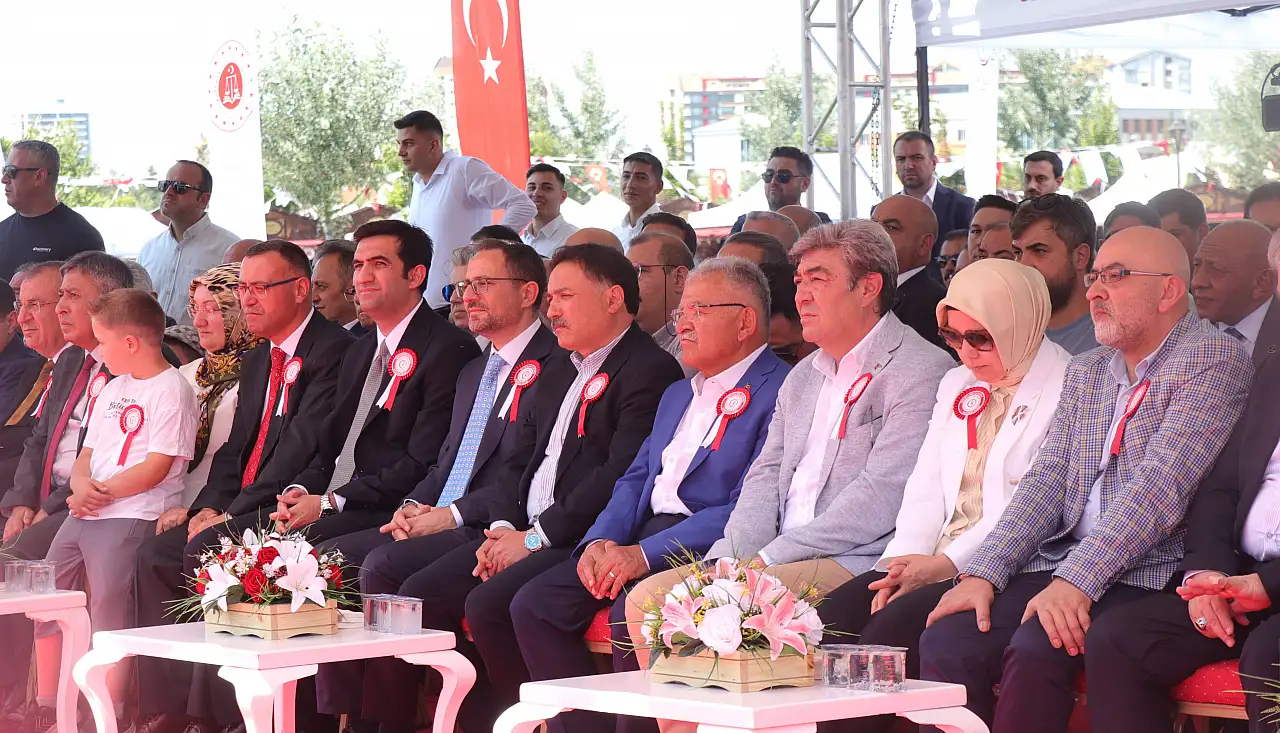 Kayseri'de Adalet Bakan Yardımcısı Ayyıldız ağırlandı!