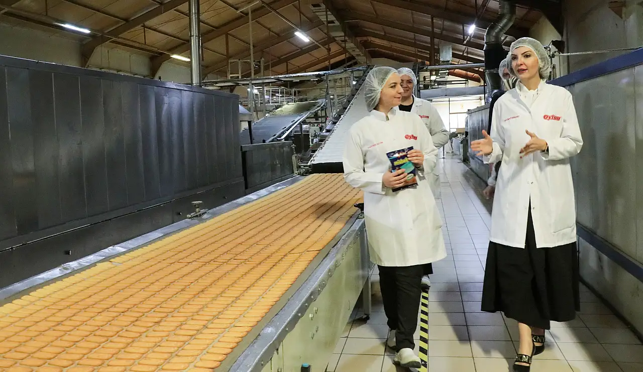 Kayseri'de 90lı yıllarda reklam yüzü olduğu firmaya yönetici oldu