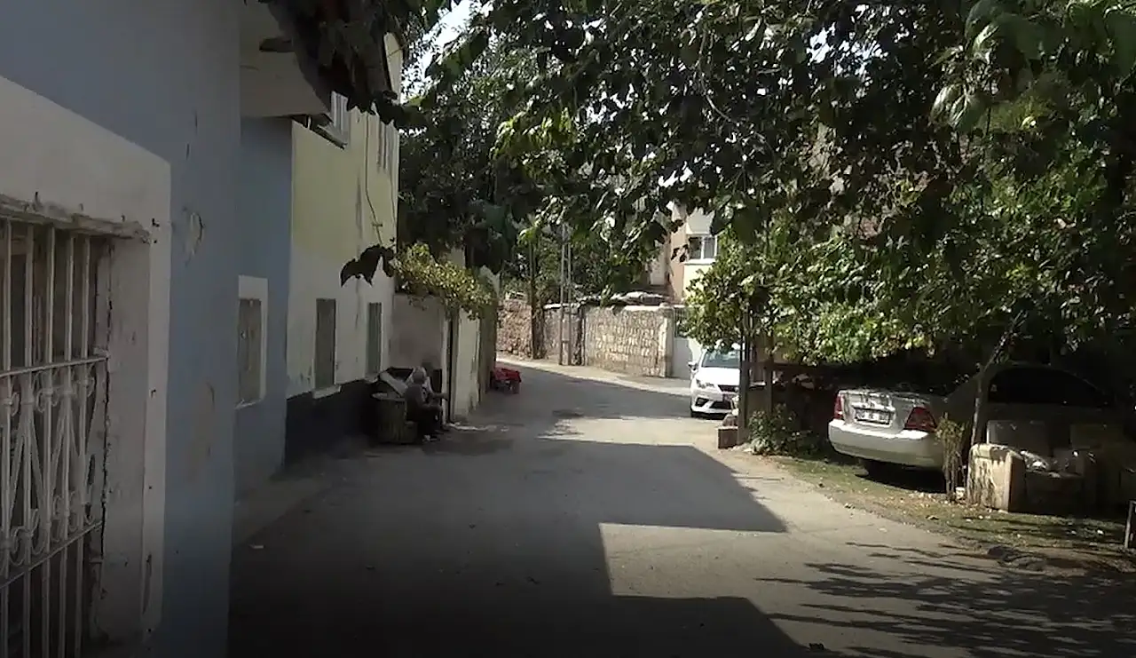 Kayseri'nin merkezindeki mahallede dikkat çeken tablo: Muhtar tek tek anlattı
