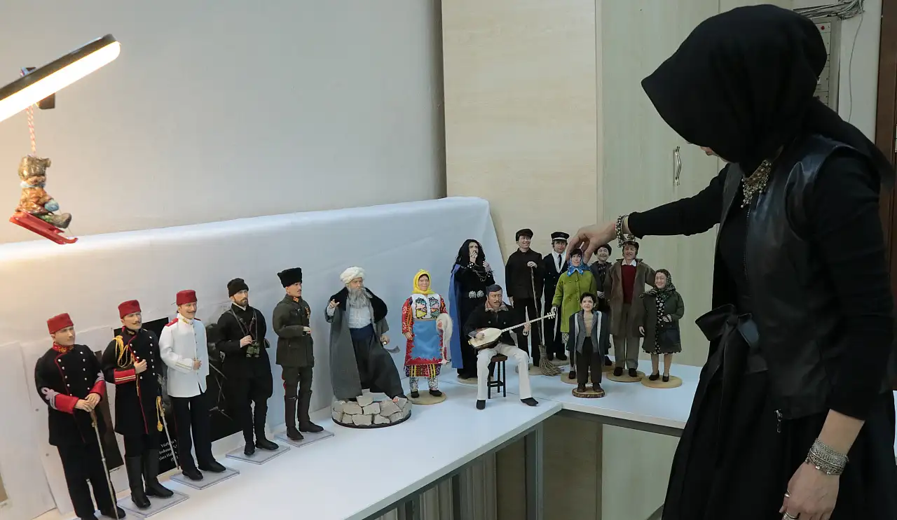 Atatürk'ün Harbiye yıllarından Trablusgarp'a minyatürlerle canlanan tarih