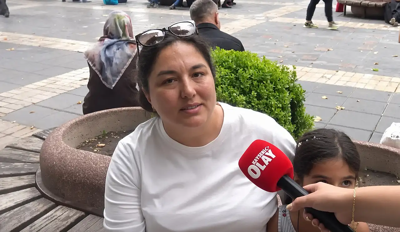 Meteoroloji uyarmıştı! Kayserililer yağmura yakalandı
