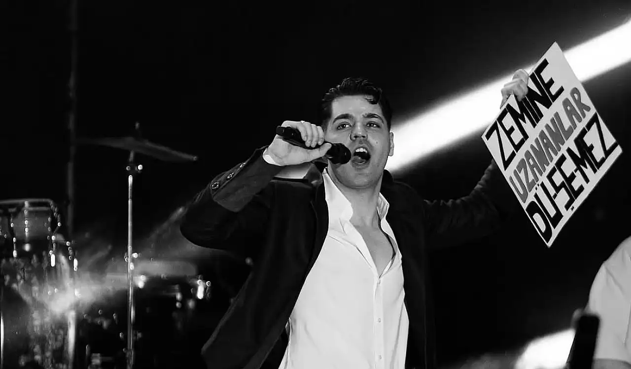 Konser bileti 5 bin TL! Ünlü şarkıcı Kayseri'ye geliyor
