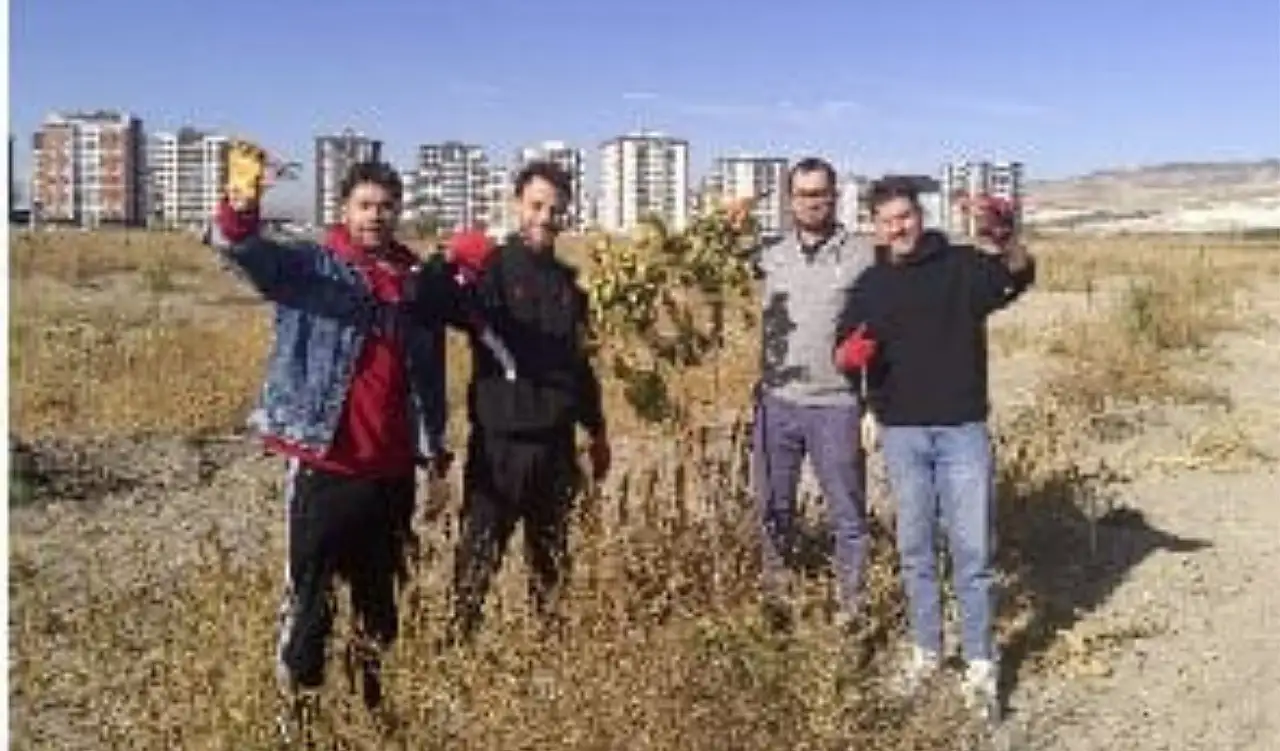 Kayseri'nin 'yeşil adası'na 5 yılda 10 bin fidan dikildi!
