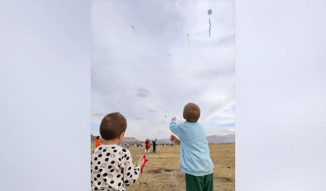 Kayseri'de gözyüzü rengarenk oldu