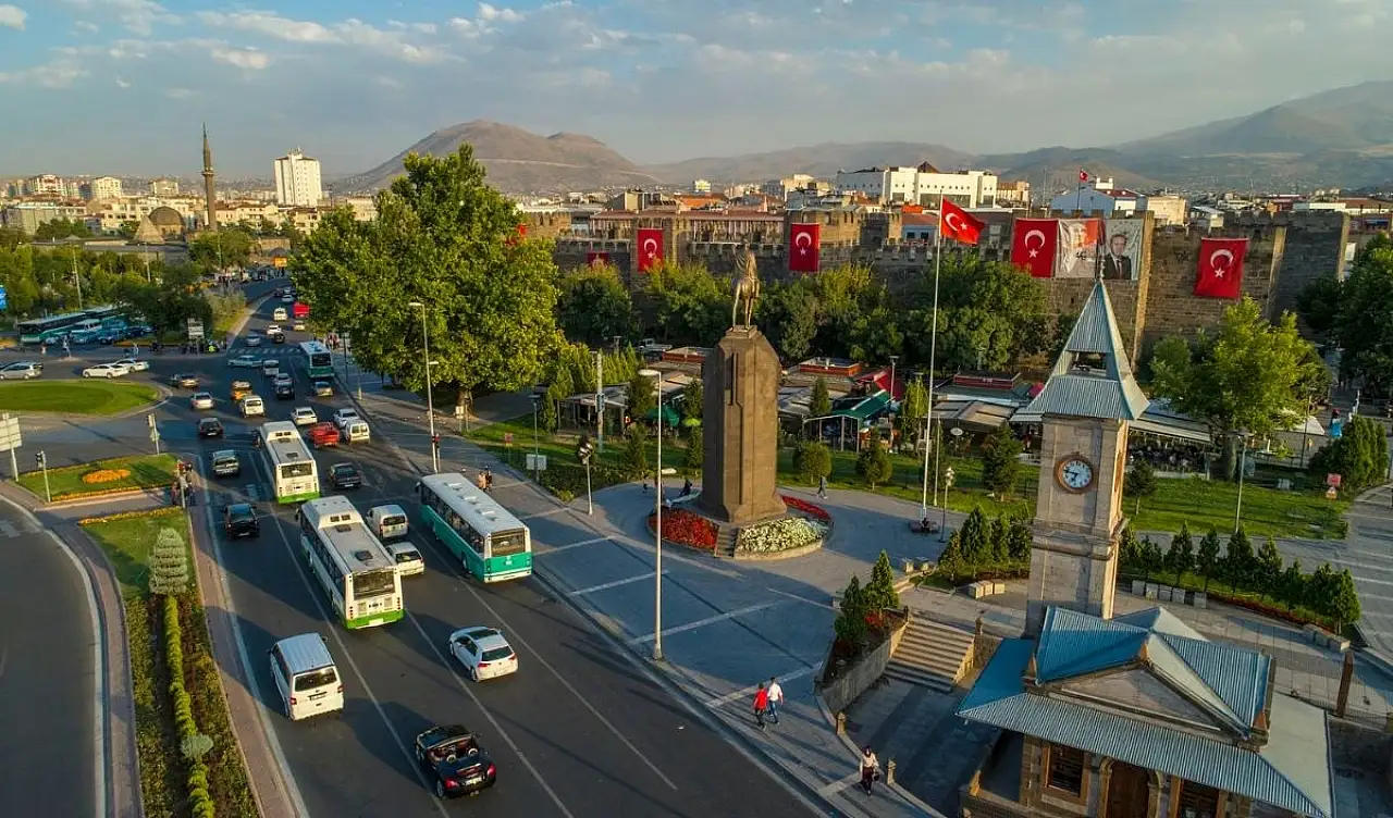 Kayseri'de emekliler 'Kale'ye akın edecek!