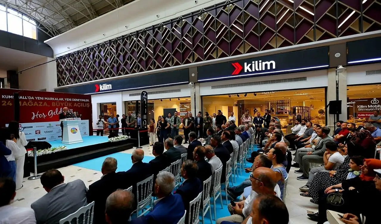 Kumsmall AVM'ye 24 yeni mağaza