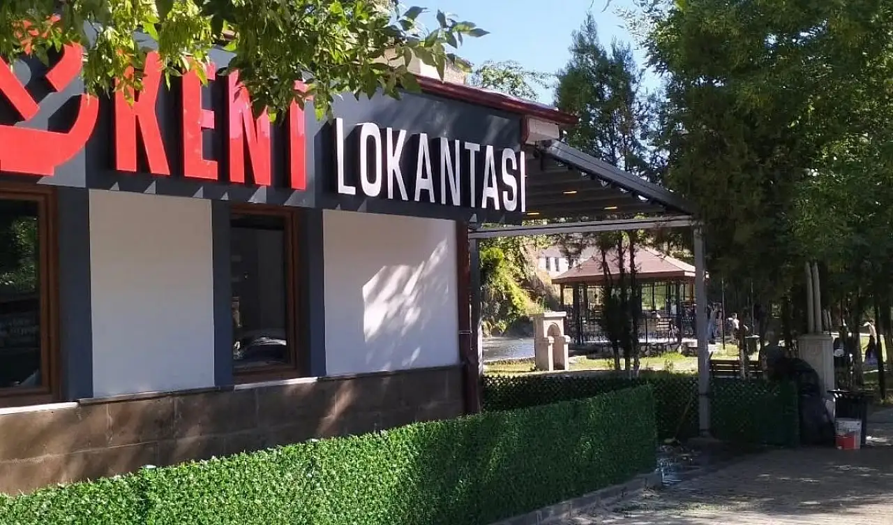 Kayserililer 3 çeşit yemeği 70 TL'ye yiyor! Yeri değişti